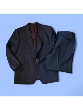 Vintage 80s 90s Macy’s Profilo 100% Pure Wool Charcoal Gray Suit Made in USA